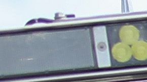 La llegada de familias y niños crea una crisis humanitaria.