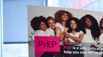 Materiales de la campaña de salud contra el VIH del Departamento de Salud de NYC.