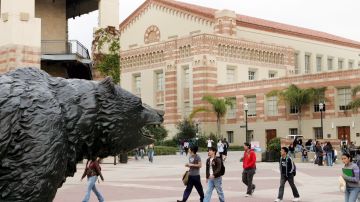 México invita a universitarios de California a conocer sus raíces