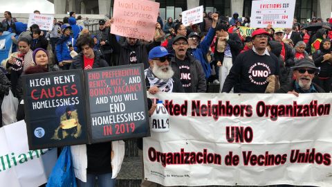La demostración en Albany contó con unos 2,000 inquilinos y activistas provenientes de 26 ciudades en todo el estado.