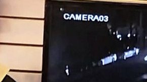 El ataque captado por la cámara de seguridad