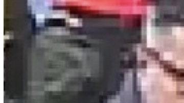 Hombre es buscado por tocar a menor de edad