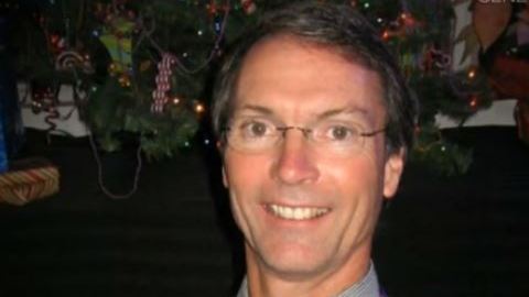 Thomas Smiley gozaba de unas vacaciones con su esposa.