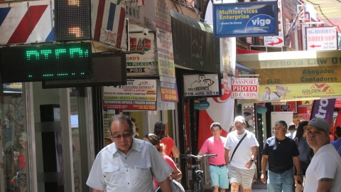Trafico de humanos. Area de Corona, Queens.