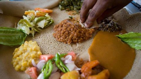 El tef se usa para preparar el injera.