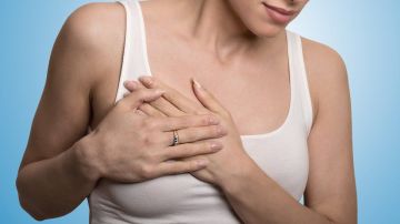 El cáncer de mama es más difícil de detectar en mujeres con senos densos.
