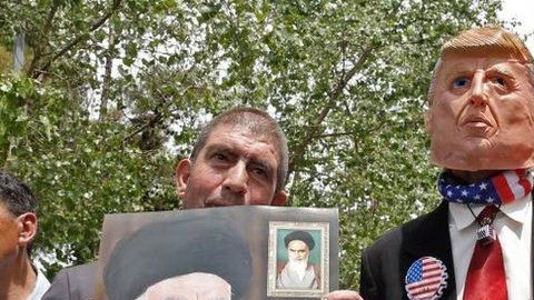 Protesta contra Donald Trump en Teherán en 2019.