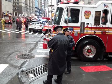 Tras el cierre de los accesos al edificio 787 los rumores de un "supuesto ataque" no cesaron