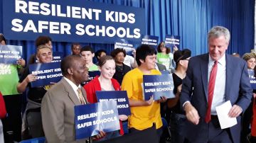 Alcalde Di Blasio anuncia que el enfoque educativo cambiará desde el periodo 2019-2020