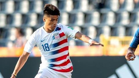 Estados Unidos derrotó 2-3 a Francia y se instaló en la ronda de cuartos de final