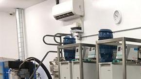 Tanques con equipo sofisticado para extraer aceite de cannabis, encontrados en un laboratorio clandestino ubicado en una bodega en Lemon Grove, cerca de San Diego, California.