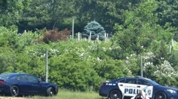 Policías y bomberos en la escena