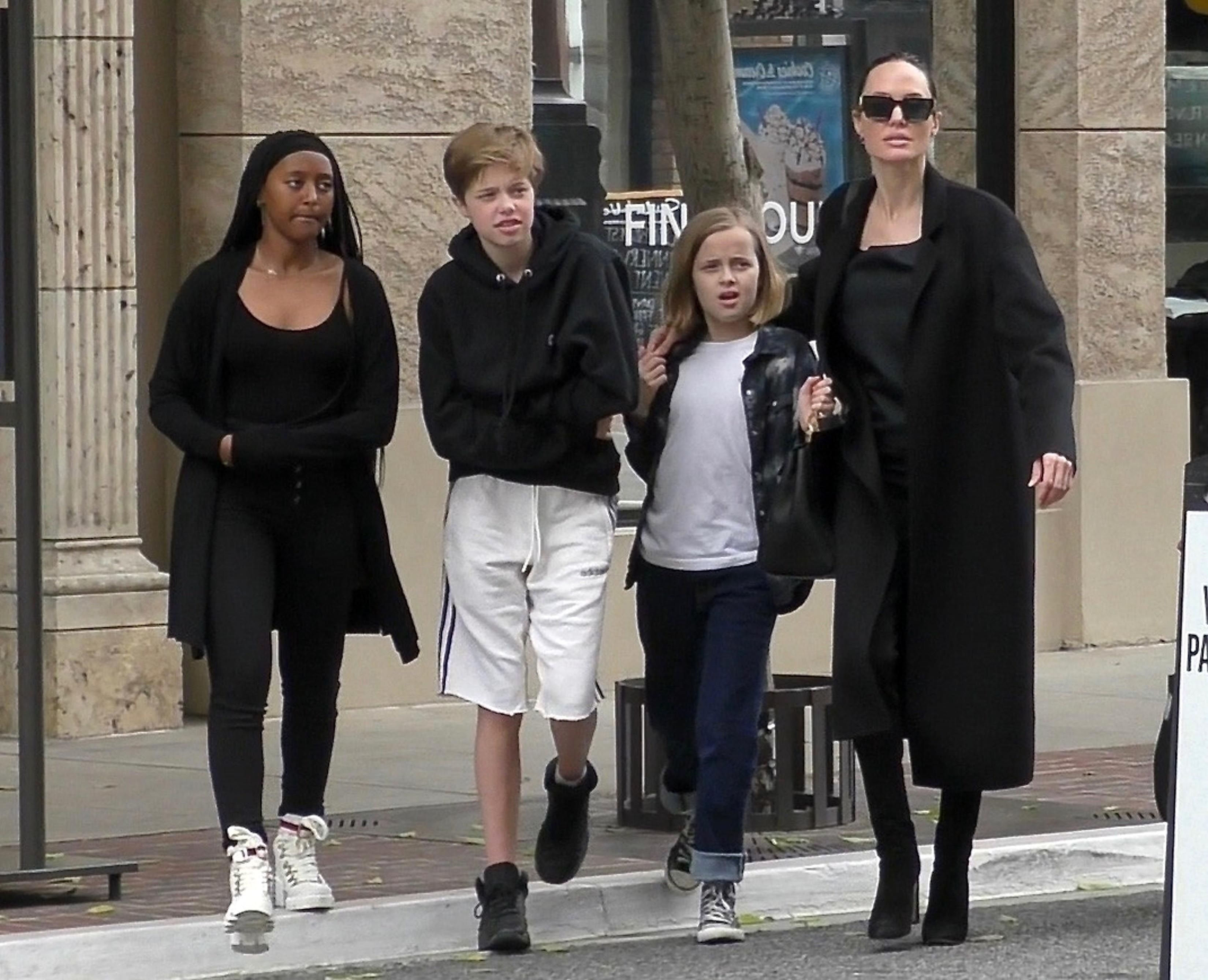 FOTOS: Shiloh, el hijo trans de Angelina Jolie y Brad Pitt ...