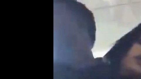 Dos mujeres pelearon en la sala de espera en hospital de Santo Domingo mientras operaban a 'Big Papi'.