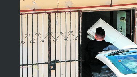 Los cuerpos de Óscar y Valeria salieron de la ciudad fronteriza de Matamoros el jueves por la tarde.