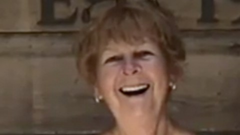 Lynn Flemming sufrió un corte.