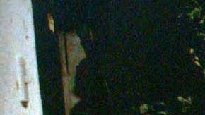 El cuerpo de "El Barbas" quedó en el piso.