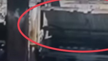 El vehículo tomó una rampa.