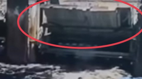 El vehículo tomó una rampa.