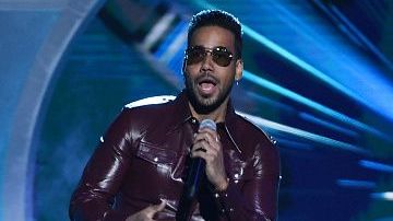 Romeo Santos lamentó el ataque perpetrado en contra del expelotero dominicano David Ortiz.