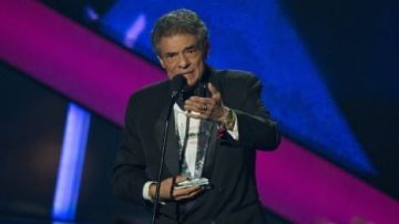 El cantante José José recibió un homenaje por sus 50 años de trayectoria durante la entrega de los Premios Billboard de Música Latina.