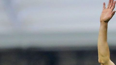 Oribe Peralta se va de las Águilas del América a las Chivas Rayadas de Guadalajara.