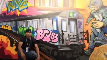 El artista BG183 es uno de los que exponen en Beyond The Streets.