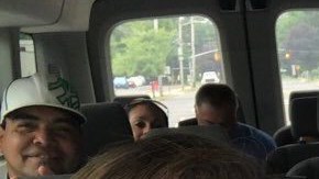 Cientos de activistas y manifestantes viajaron a Albany a presionar por la ley de permisos de manejo para todos