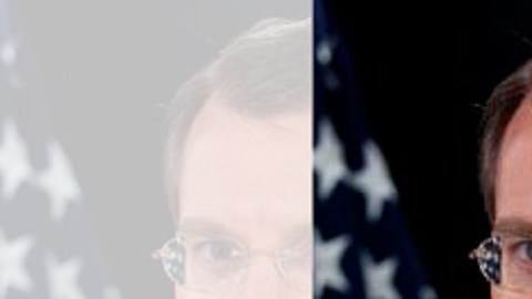 Mark Koumans tiene experiencia en control de aduanas y en el servicio del extranjero.