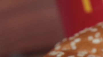 La cadena tuvo que conseguir refrigeradores especiales para conservar la carne a una temperatura adecuada.