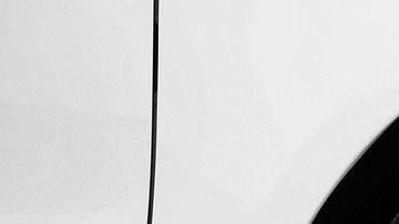 mercedes-1464855_1280