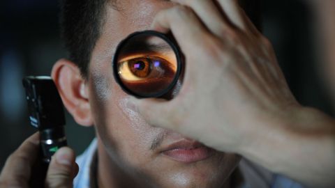 optometrist-91751_1280