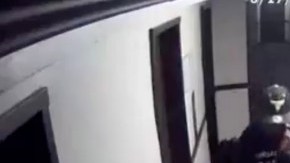 Los sospechosos en un video de seguridad