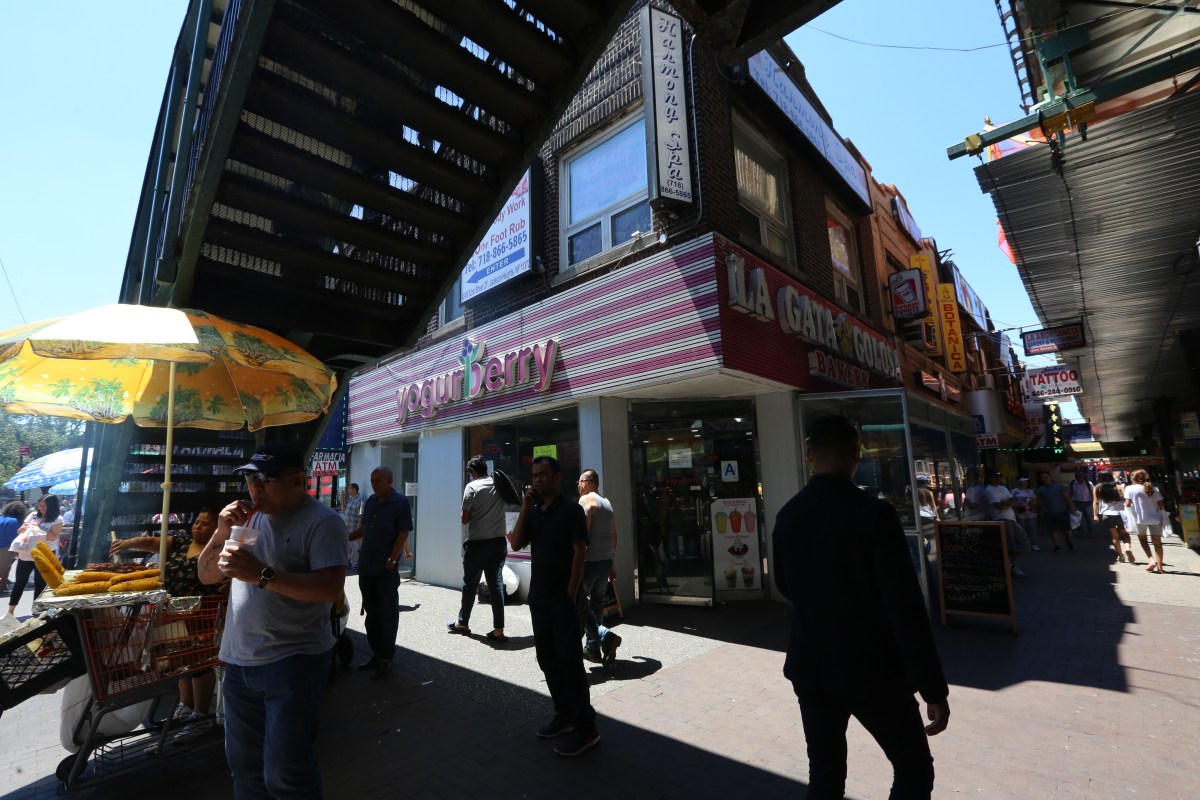 Tragedia dominicana: pareja joven muerta en hogar en Queens, Nueva York