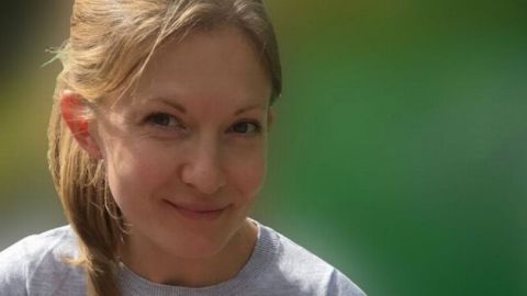 Dee Coldbeck, de 35 años, murió de cáncer después de ser ignorada por los doctores 12 veces.