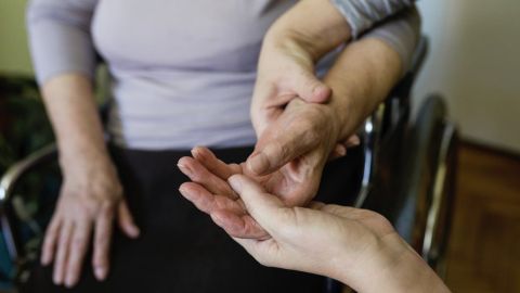 La cirugía mejora la calidad de vida de algunos pacientes.