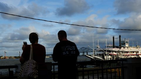 El NHC emitió en este estado una advertencia de huracán entre Intracoastal City y Grand Isle.