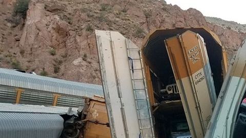 Algunos compradores de Jeep no recibirán sus camionetas a causa de este accidente de tren