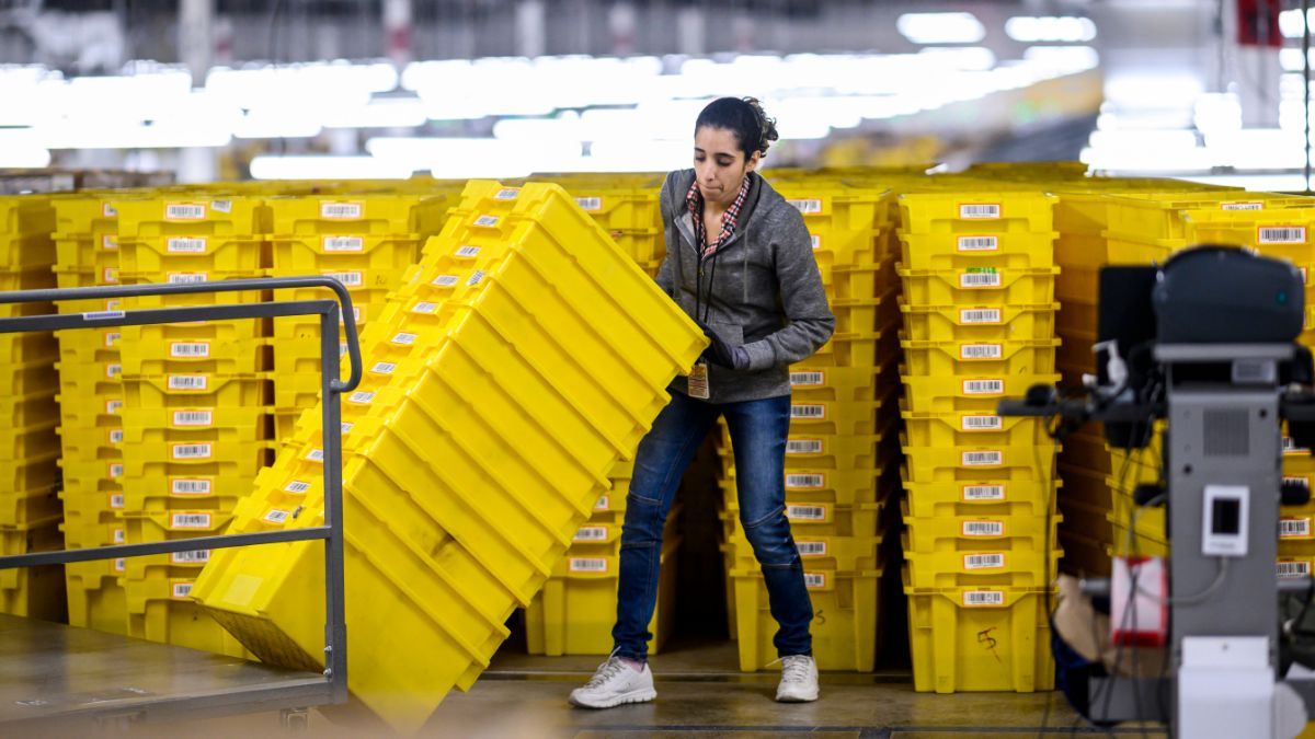 Trabajadores De Amazon Se Van A Huelga En Pleno Prime Day - El Diario NY