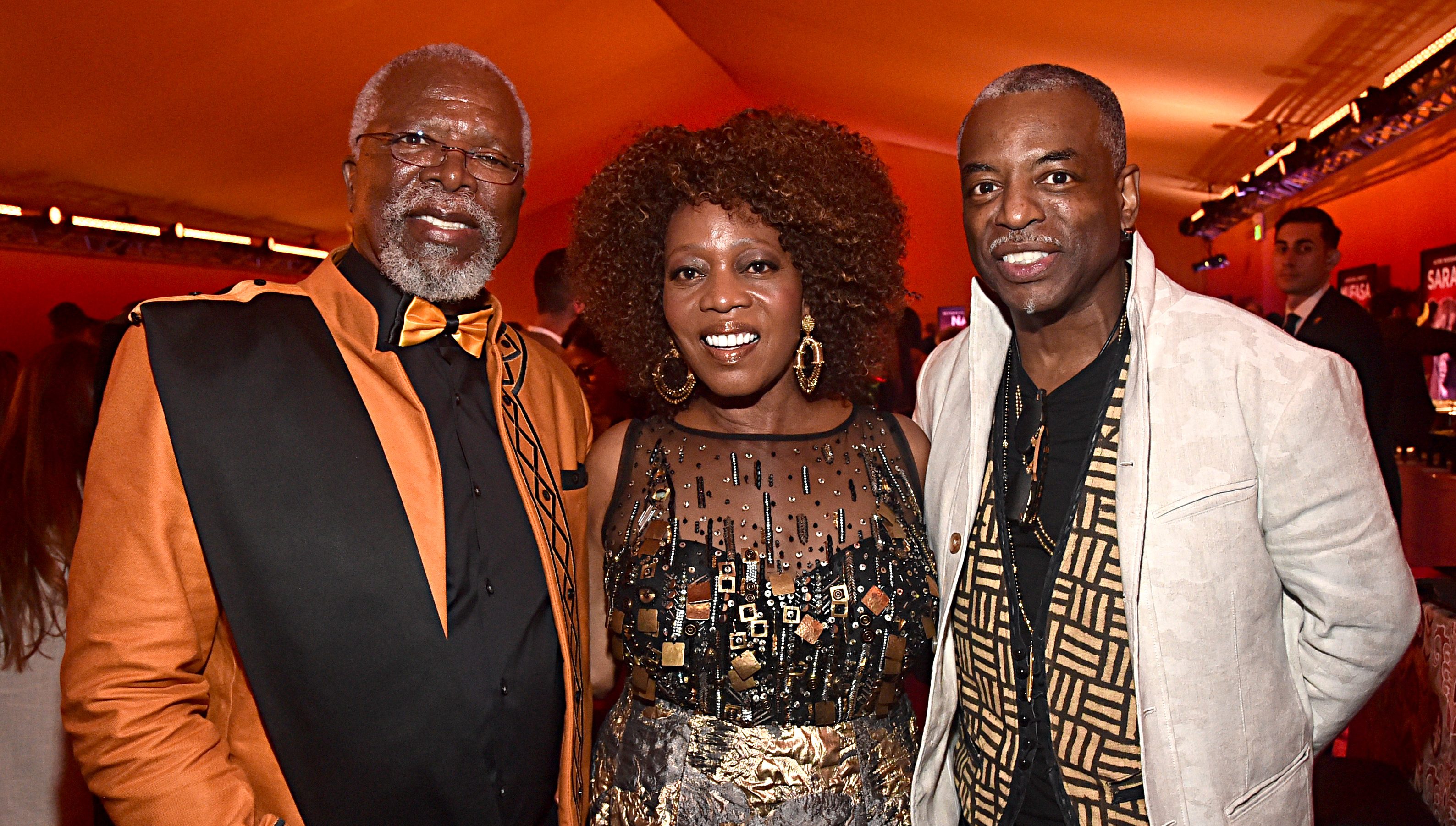 John Kani (izq.), Alfre Woodard y LeVar Burton. / Foto: Alberto E. Rodriguez/Getty Images