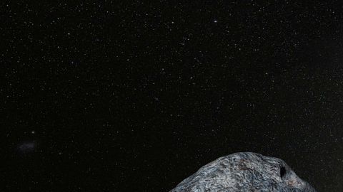 El asteroide tiene un radio de 70 millas y está a 466 millones de millas de distancia.