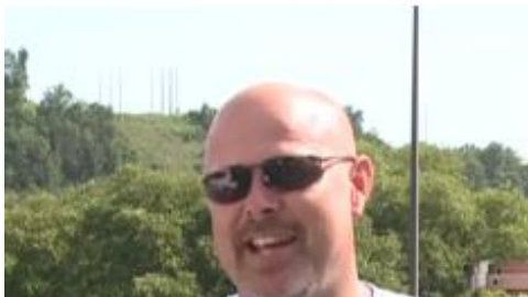 Chris Prater pensó que se trataba de solo una irritación ocular.