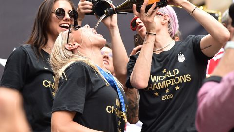 Miles de aficionados festejaron el título mundial en las calles de la Gran Manzana.
