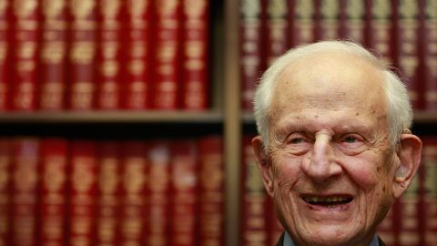 NEW YORK - FEBRUARY 27:  Manhattan District Attorney Robert Morgenthau speaks at a press conference where he announced he would not seek re-election in the fall February 27, 2009 in New York City. Morgenthau will retire after 35 years on the job where he focused on prosecuting financial crimes in New York City.  (Photo by Mario Tama/Getty Images)