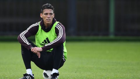 Hector Moreno lleva 100 partidos con México desde su debut en 2007.