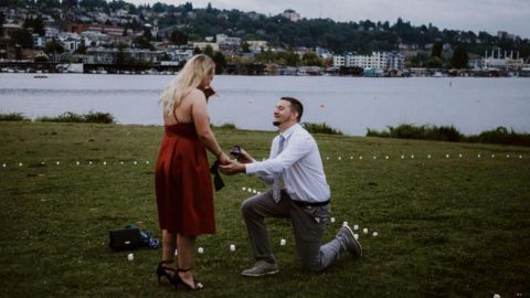 Joshua Green de Kansas City, Missouri, planeó una petición de matrimonio única.