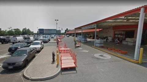 "Home Depot" en 2970 Cropsey Ave, Brooklyn