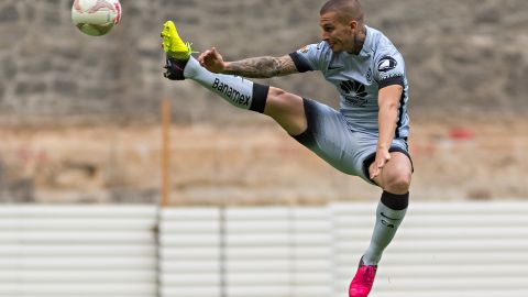 Darío Benedetto regresa al fútbol argentino con el Boca Junios, después de su paso por Europa.