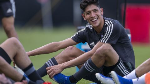 Edson Álvarez se convirtió en el primer mexicano en el Ajax de Holanda.