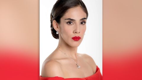 Sandra Echeverría es "La Usurpadora"